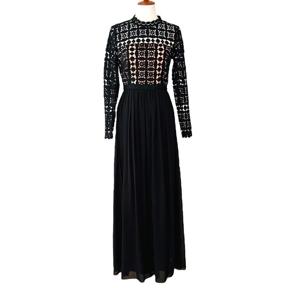 Slate & Willow Long Sleeve Crochet Lace Black Mock Neck Maxi Dress Size 6